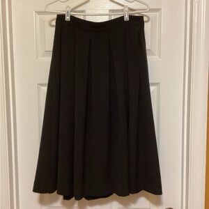 H&M Black A-line Midi Skirt with Pleats